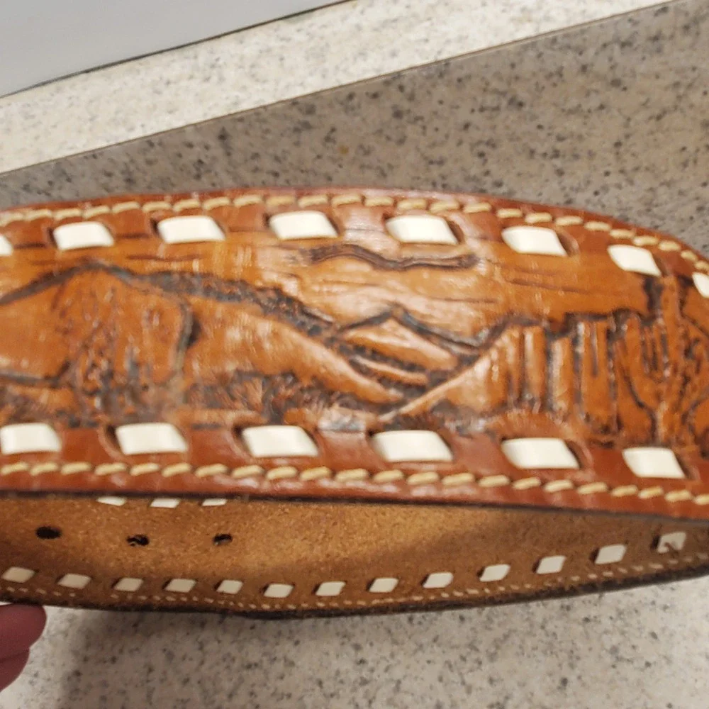 VTG Hand Tooled Leather Belt Mens SZ 40 Buffalo Hunt Topstitch Removeable Buckle